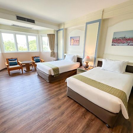 Siamgrand Hotel Удонтхані Екстер'єр фото