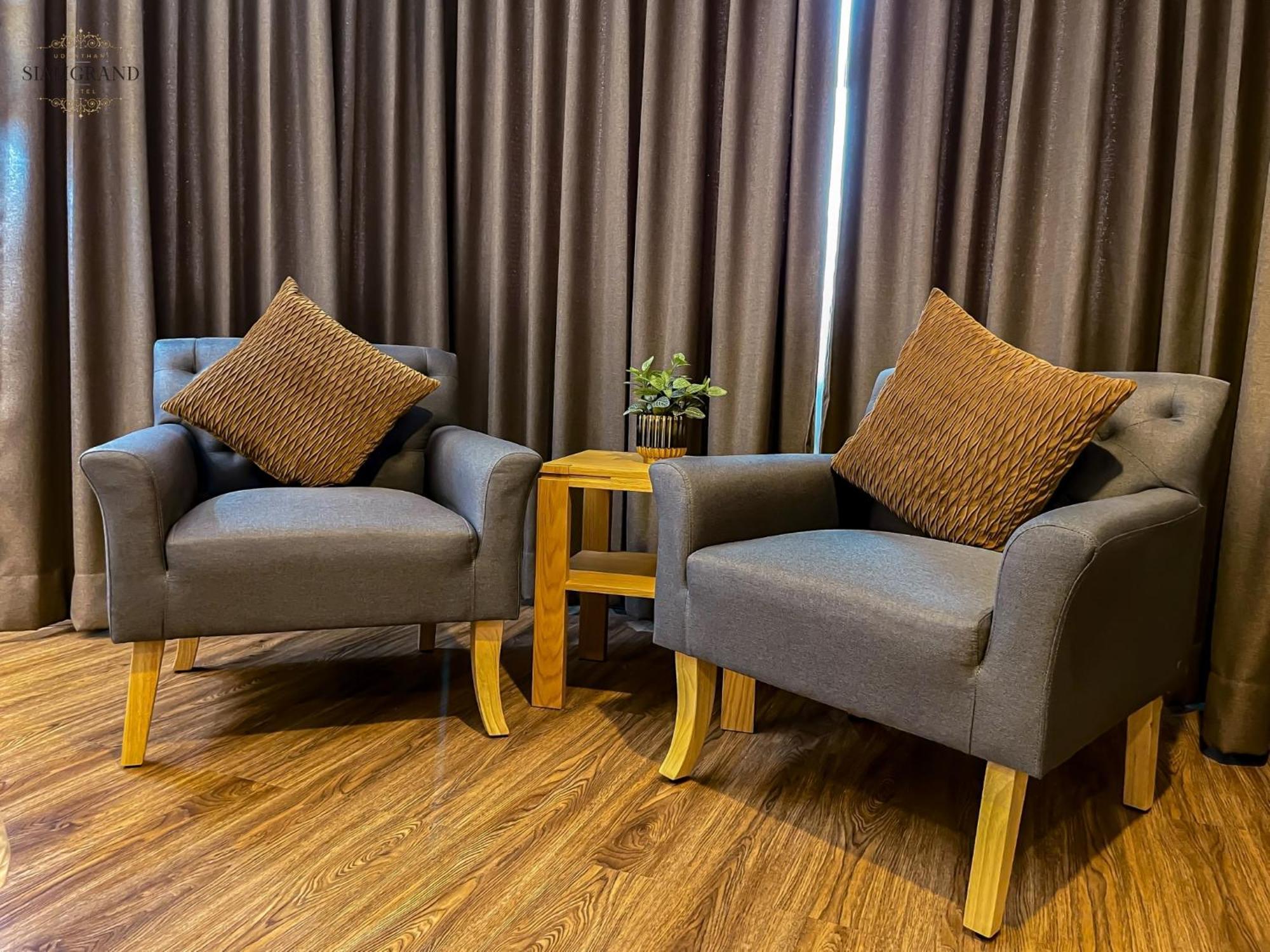 Siamgrand Hotel Удонтхані Екстер'єр фото