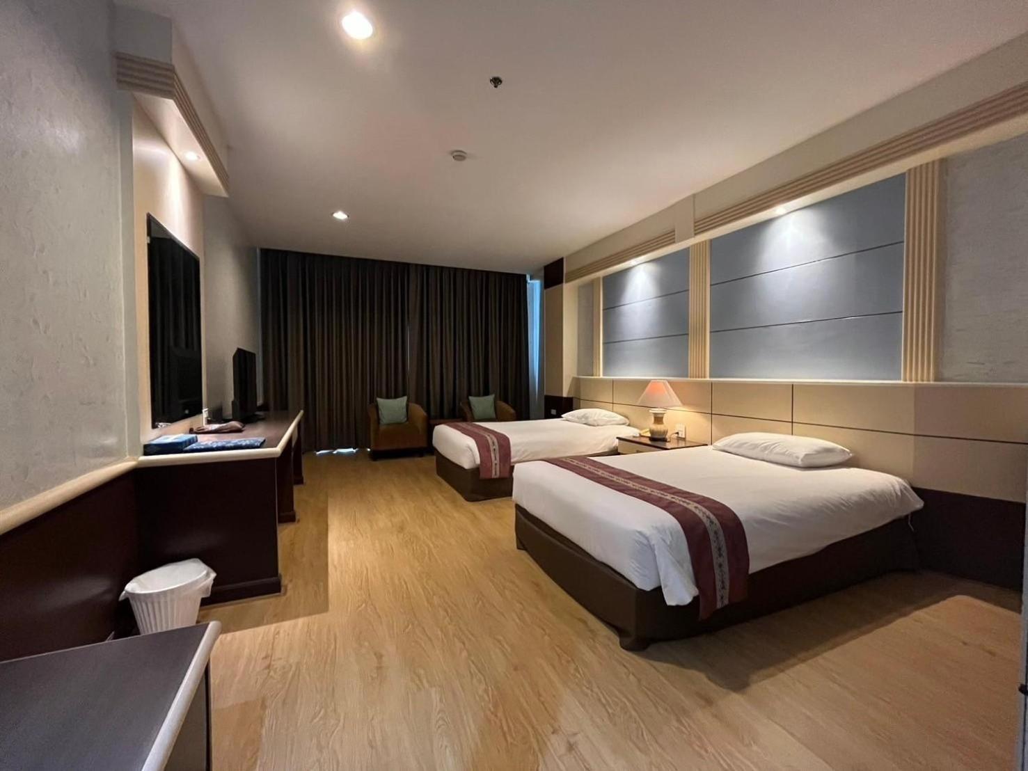 Siamgrand Hotel Удонтхані Екстер'єр фото